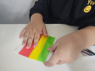 (주) 피치코리아 레인보우 롤팝젤리 후르츠믹스x10개입 — 5점을 준 리뷰어가 2023년 11월 올린 사용 사진