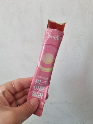 [인디닥터] 면역 생생 핑크 이뮨 젤리 — 5점을 준 리뷰어가 2022년 4월 올린 사용 사진
