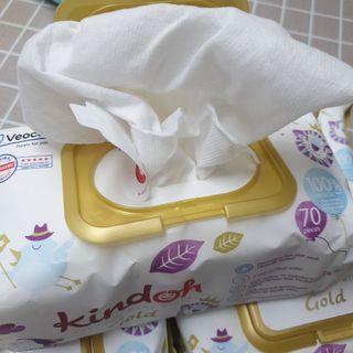 킨도 아기 물티슈 골드 일반형 — 5점을 준 리뷰어가 2021년 8월 올린 사용 사진