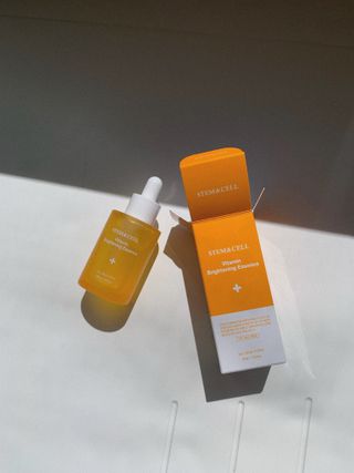 체르엠 스템앤셀 비타민 브라이트닝 에센스 30ml 1개 — 5점을 준 리뷰어가 2021년 9월 올린 사용 사진