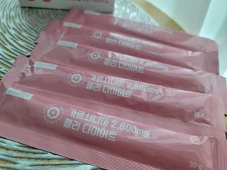 주식회사 얼굴반쪽 [얼굴반쪽 가르시니아 2,800mg] x 14포 1주 젤리 다이어트 보조제 체지방감소 — 4.5점을 준 리뷰어가 2021년 11월 올린 사용 사진