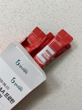 인디닥터 면역 생생 핑크 이뮨 젤리 + 타이탄 BCAA 프로틴 젤리스틱 — 5점을 준 리뷰어가 2022년 5월 올린 사용 사진