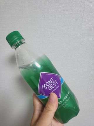 몽베스트 Montbest with Sparkling water Plain 20병 — 5점을 준 리뷰어가 2022년 8월 올린 사용 사진