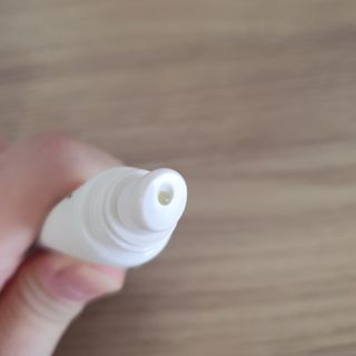 [후르디아] 올리브영 착한보습 비건 립버터 2종 — 5점을 준 리뷰어가 2022년 11월 올린 사용 사진