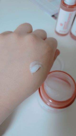 아이앤립 / EYENLIP 아이앤립 연어오일 리바이탈라이징 토너+앰플+크림 3종 세트 — 5점을 준 리뷰어가 2021년 5월 올린 사용 사진