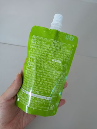 [이롬] 오크라 마시는 뷰티드링크 100mL x 20입 — 4점을 준 리뷰어가 2022년 7월 올린 사용 사진