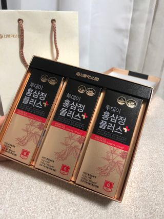 서울약사신협_투데이홍삼정플러스스틱_10g x 30포 — 5점을 준 리뷰어가 2021년 6월 올린 사용 사진