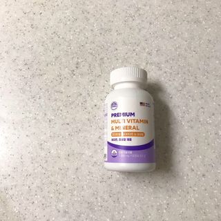 서울약사신협 네이처픽_멀티비타민&미네랄_1,000mg x 120캡슐 — 3.5점을 준 리뷰어가 2021년 9월 올린 사용 사진