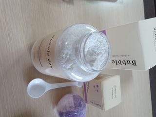 버블데이 아로마/과일 거품 입욕제 — 4.5점을 준 리뷰어가 2021년 7월 올린 사용 사진