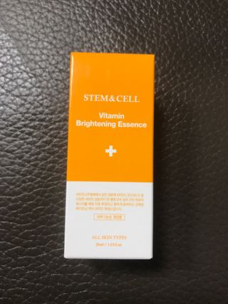 체르엠 스템앤셀 비타민 브라이트닝 에센스 30ml 1개 — 5점을 준 리뷰어가 2022년 2월 올린 사용 사진