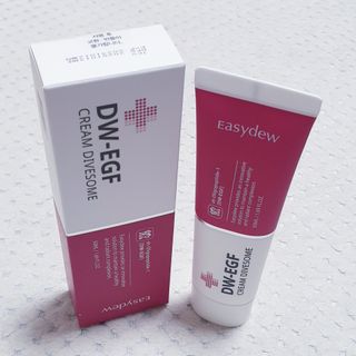 이지듀 DW-EGF 크림 다이브좀_콜라겐이 쏙쏙, 탄력피부로 다이빙 — 5점을 준 리뷰어가 2021년 2월 올린 사용 사진