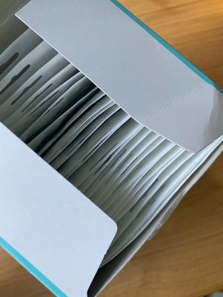 애니가드키즈 라이트 소형 5컬러 각 10매입 [크리미베이지, 코튼핑크, 블루레이크, 페일로즈, 민트그린] — 5점을 준 리뷰어가 2022년 6월 올린 사용 사진
