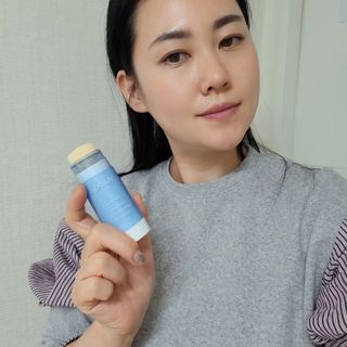 [포이유이/2.8억 펀딩 신화] 올인원 블랙헤드 스틱 — 4점을 준 리뷰어가 2022년 10월 올린 사용 사진