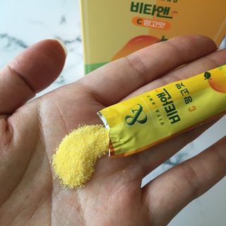 비타앤C 레몬맛, 망고맛 — 5점을 준 리뷰어가 2021년 4월 올린 사용 사진
