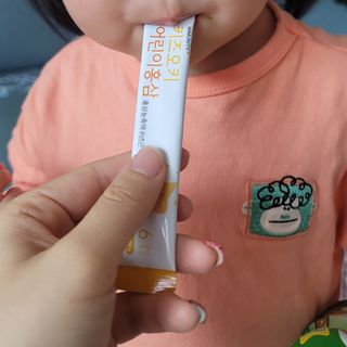 [이뮤니티플러스]우리아이 면역오키, 건강오키 _ 키즈오키 어린이홍삼 10포 1box — 5점을 준 리뷰어가 2022년 3월 올린 사용 사진