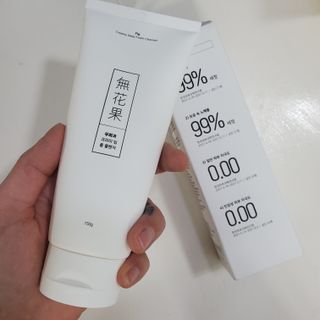 [베러오리진] 무화과 크리미 딥 폼 클렌저/피부 노폐물 & 미세먼지 99 세정 인증 민감성 피부 무자극 인증 — 5점을 준 리뷰어가 2021년 11월 올린 사용 사진
