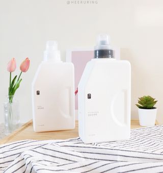 [생활공작소] 섬유유연제 + 세탁세제 1.5L 릴리향 — 5점을 준 리뷰어가 2021년 2월 올린 사용 사진