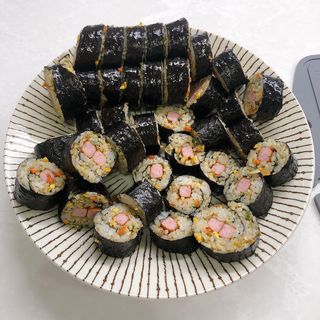 해풀잎 누구나 김밥*1ea [(혼합야채 35g *1ea,  김밥김 (5g, 5ea),  양념간장 (6g, 5ea), 참기름(5g, 2ea)] — 5점을 준 리뷰어가 2022년 7월 올린 사용 사진