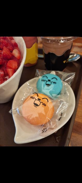 카페 더달달 [카페더달달 ] 빙수 택 1 + 음료 2잔 + 마카롱2개 — 5점을 준 리뷰어가 2021년 6월 올린 사용 사진