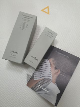 주닥 미백+모공+보습+탄력을 한번에 해결. 올인원 앰플+크림 세트 — 4.5점을 준 리뷰어가 2022년 2월 올린 사용 사진