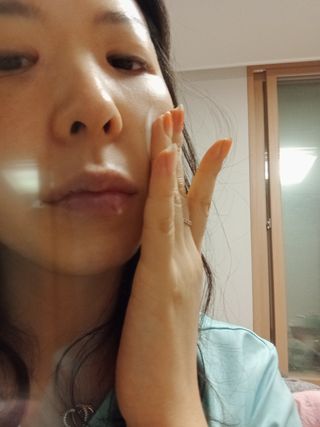 산다화 비타민C 화이트닝 크림 — 5점을 준 리뷰어가 2023년 5월 올린 사용 사진