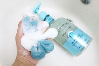 벨먼 내추럴스파 수분광채 스크럽 바디워시 600ml 5종 — 5점을 준 리뷰어가 2022년 5월 올린 사용 사진