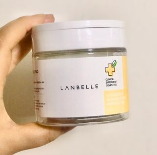 랑벨 비타 에너지 잡티 앰플 패드 65매 (투명하고 밝은 얼굴 광채패드) — 4점을 준 리뷰어가 2022년 6월 올린 사용 사진