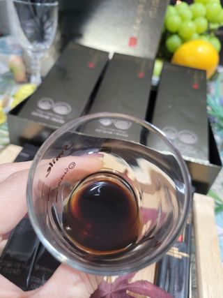 서울약사신협_6년근 고려홍삼정 천스틱 10g 30포 — 5점을 준 리뷰어가 2021년 11월 올린 사용 사진