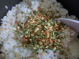 해풀잎 누구나 김밥*1ea [(혼합야채 35g *1ea,  김밥김 (5g, 5ea),  양념간장 (6g, 5ea), 참기름(5g, 2ea)] — 4점을 준 리뷰어가 2022년 7월 올린 사용 사진