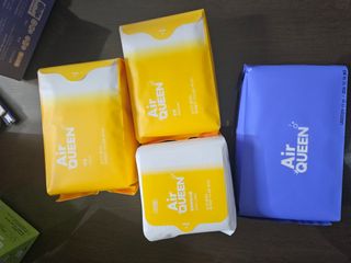 에어퀸 뉴브레스 유기농 생리대 4종 (팬티라이너 20P + 중형 10P + 대형 10P + 오버나이트 8P)_체험단 — 5점을 준 리뷰어가 2024년 5월 올린 사용 사진