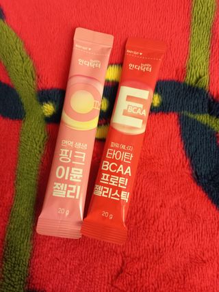 인디닥터 면역 생생 핑크 이뮨 젤리 + 타이탄 BCAA 프로틴 젤리스틱 — 5점을 준 리뷰어가 2022년 5월 올린 사용 사진