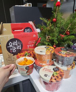 프리 [요리궁리] 타입 B (매콤,치즈,매콤까르보) 꽃떡볶이 6개입 세트 — 5점을 준 리뷰어가 2024년 12월 올린 사용 사진