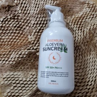 [닥터문] 프리미엄 알로에베라 선크림 500ml — 5점을 준 리뷰어가 2022년 7월 올린 사용 사진