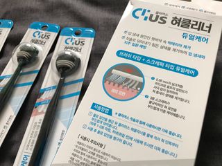 크리오 클리어스 혀백태제거 구취관리 혀클리너 — 5점을 준 리뷰어가 2021년 3월 올린 사용 사진