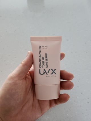 UVX 퀀텀 비너스 맑은 톤업 선세럼 — 5점을 준 리뷰어가 2024년 2월 올린 사용 사진