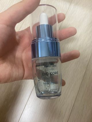 나우 [리브엠] 화해 1등 수분앰플 , 엑소코어 워터풀 텐션 앰플 — 3점을 준 리뷰어가 2023년 7월 올린 사용 사진