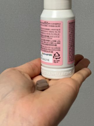 닥터피엔티 [Dr.PNT] 하루 2알로 건강한 다이어트! 한겨울에도 체지방만 쏙~ 슬림핏 다이어트 — 5점을 준 리뷰어가 2023년 3월 올린 사용 사진