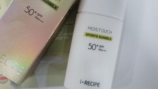 아이레시피 모이스트터치 스포츠 선밀크 50ml (SPF50+ PA+++) — 5점을 준 리뷰어가 2023년 6월 올린 사용 사진