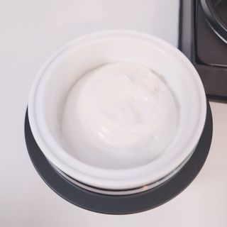 오투에니원 갈락토미세스 비타민 C 프리미엄 블랙스완 크림 50g — 5점을 준 리뷰어가 2022년 12월 올린 사용 사진