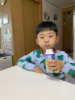 LIVE 매일바이오 알로에 드링킹 요거트 — 5점을 준 리뷰어가 2022년 4월 올린 사용 사진