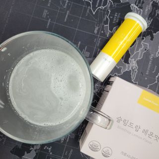 [슬림드랍] 건기식 다이어트 보조제 겸 비타민 — 5점을 준 리뷰어가 2021년 12월 올린 사용 사진
