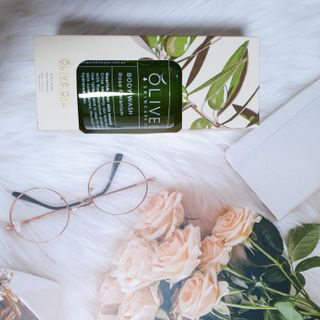 올리브 오일 스킨케어 컴퍼니 [OOSC] 향기로운 보습 로즈 제라늄 바디워시 500ml — 5점을 준 리뷰어가 2021년 5월 올린 사용 사진