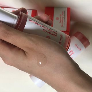 아이앤립 / EYENLIP 아이앤립 연어오일 리바이탈라이징 토너+앰플+크림 3종 세트 — 4점을 준 리뷰어가 2021년 8월 올린 사용 사진