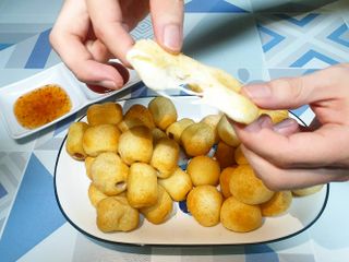 Dog&Ball 독앤볼 [Dog&Ball] 미니찹쌀볼도그 찹쌀치즈볼 — 4점을 준 리뷰어가 2021년 9월 올린 사용 사진