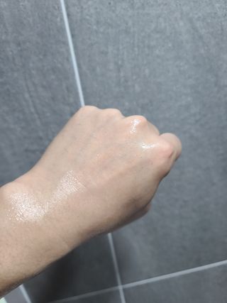 벨먼 내추럴 스파 머드레티놀 바디워시(그린로즈, 미드나잇 피오니) — 5점을 준 리뷰어가 2022년 5월 올린 사용 사진