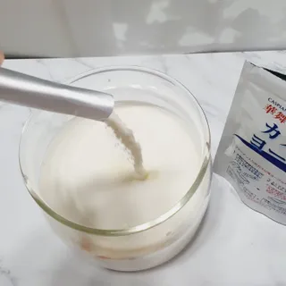 하나마이 [BEST 판매율 1위] 카스피해 유산균 종균_발효기가 필요없이 간편하게 만들어 먹는 요거트 생유산균 — 1점을 준 리뷰어가 2023년 3월 올린 사용 사진