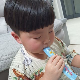 다나음 셀렌에 빠진 아연면역젤리 열대과일맛+사과맛 — 5점을 준 리뷰어가 2023년 1월 올린 사용 사진