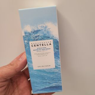 [스킨1004] 마다가스카르 센텔라 히알루-시카 워터핏 선세럼 50ml — 5점을 준 리뷰어가 2024년 5월 올린 사용 사진