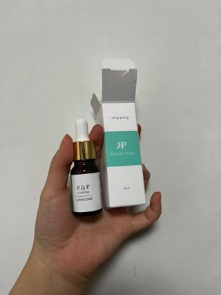 랑팡 EGF+FGF 10ppm 리포좀 앰플 원액 10ml — 5점을 준 리뷰어가 2021년 11월 올린 사용 사진