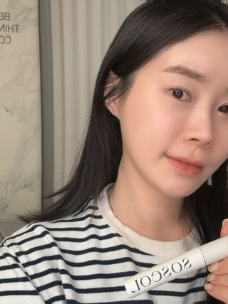 더소설 소설 블랙아이래쉬 세럼 10g(SOSEOL BLACK EYELASH SERUM 10g) — 5점을 준 리뷰어가 2023년 12월 올린 사용 사진